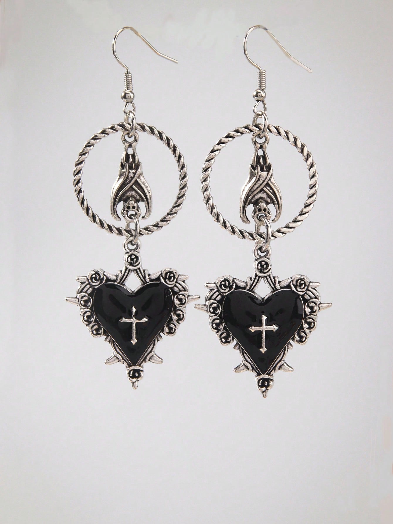 ROMWE Goth Pendientes colgantes para mujer