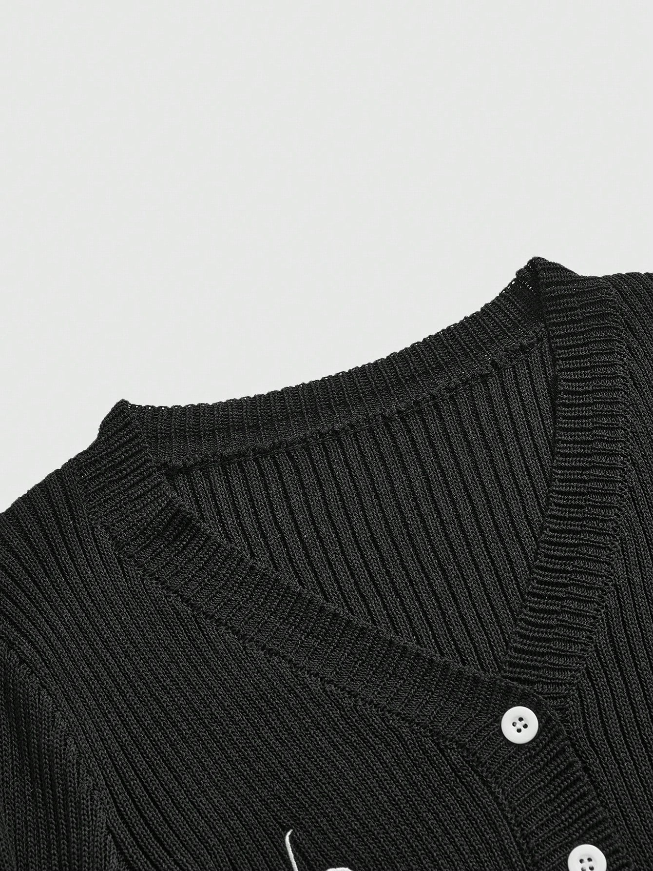 ROMWE Goth Suéter casual de mujer con botones delanteros, mangas largas y detalles gráficos
