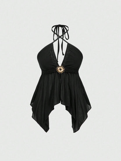 ROMWE Goth Top de tirantes asimétrico con encaje, decoración de metal y malla en estilo gótico para mujer