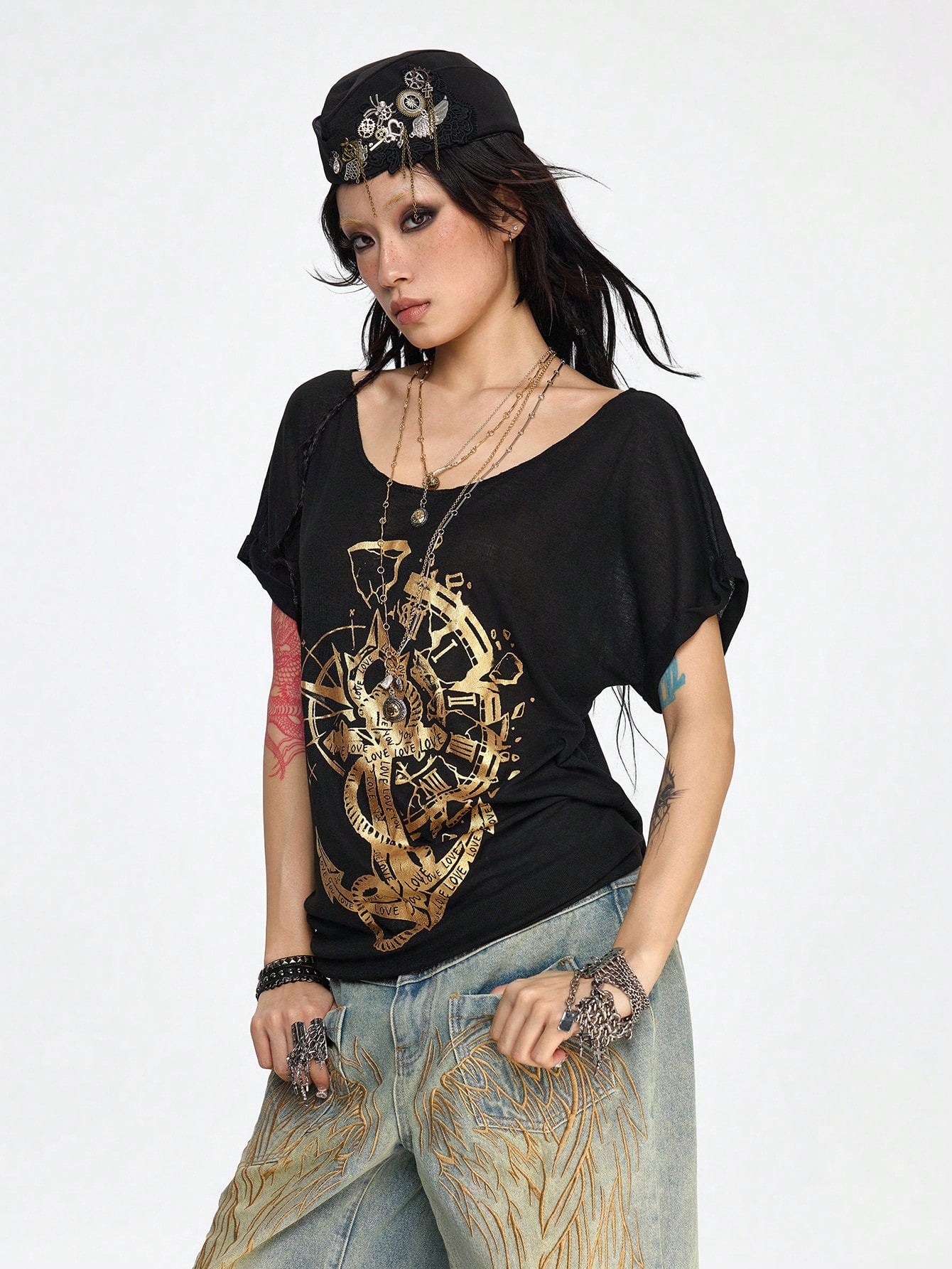 ROMWE Grunge Punk Camiseta de manga corta de escote redondo oversize con estampado de letra de barco pirata y ancla, estilo casual oscuro y romántico punk, para verano