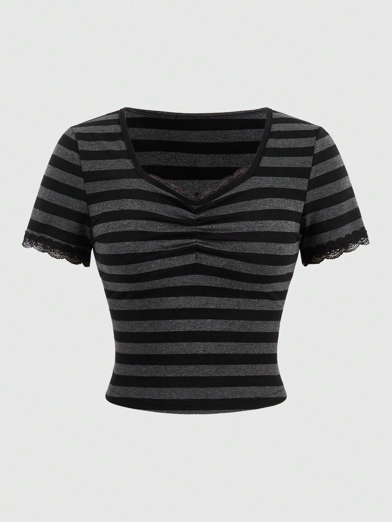 ROMWE Grunge Punk Camiseta de rayas de ajuste entallado para mujer con detalles fruncidos y ribete de encaje, escuela