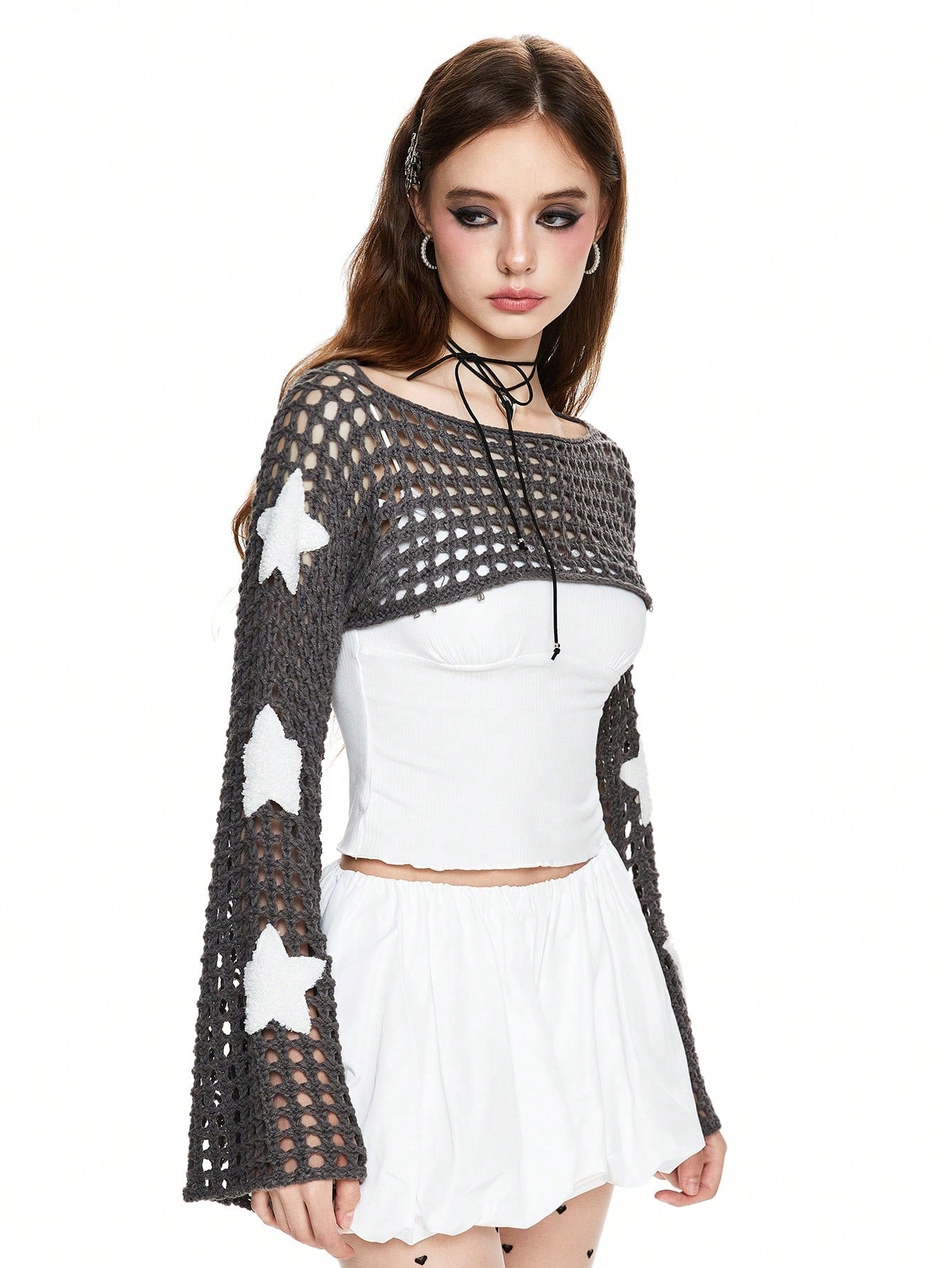 ROMWE Grunge Punk Top con tirantes acampanados, adecuada para colocar sobre camisetas o tirantes finos, con bordado de estrellas Hollow Out