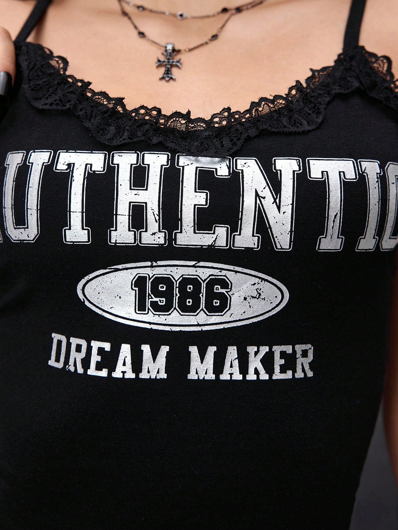 ROMWE Grunge Punk Top de mujer con patchwork de encaje en estilo deportivo y estadounidense Y2K