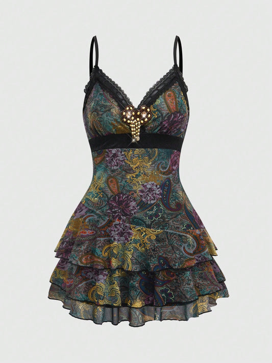 ROMWE Hippie Vestido mini vintage hippie de vacaciones con estampado de paisley, detalles con flecos y volantes en el bajo para mujeres