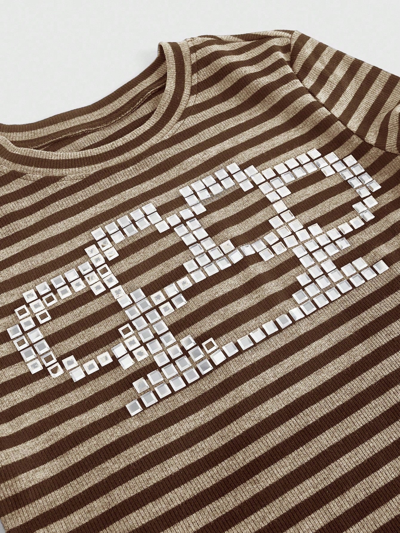 ROMWE J-Fashion Camiseta ajustada de mujer con rayas y adornos de strass con estilo vintage Y2K