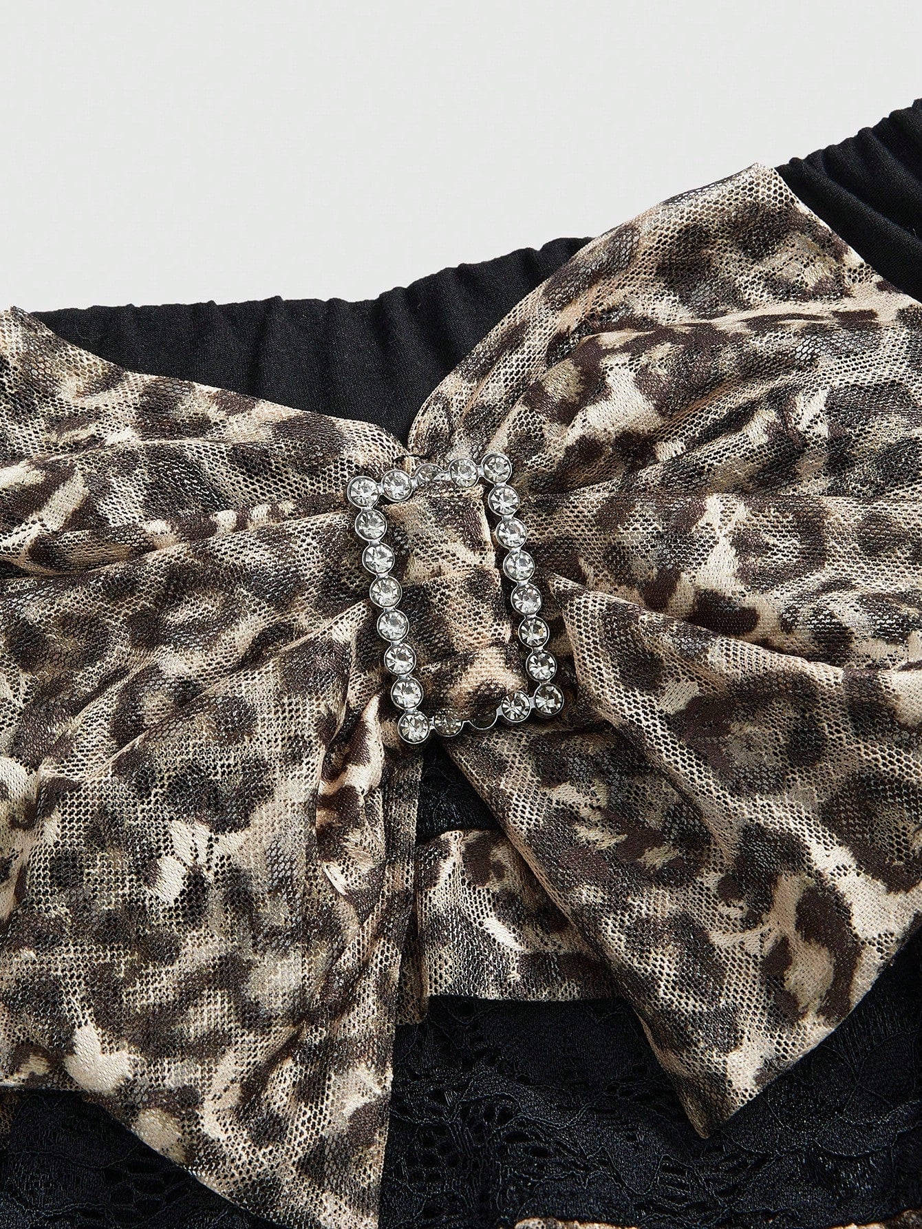 ROMWE J-Fashion Falda de gasa con estampado de leopardo, cintura baja, volantes de encaje y gran lazo en estilo Y2K Harajuku para mujer