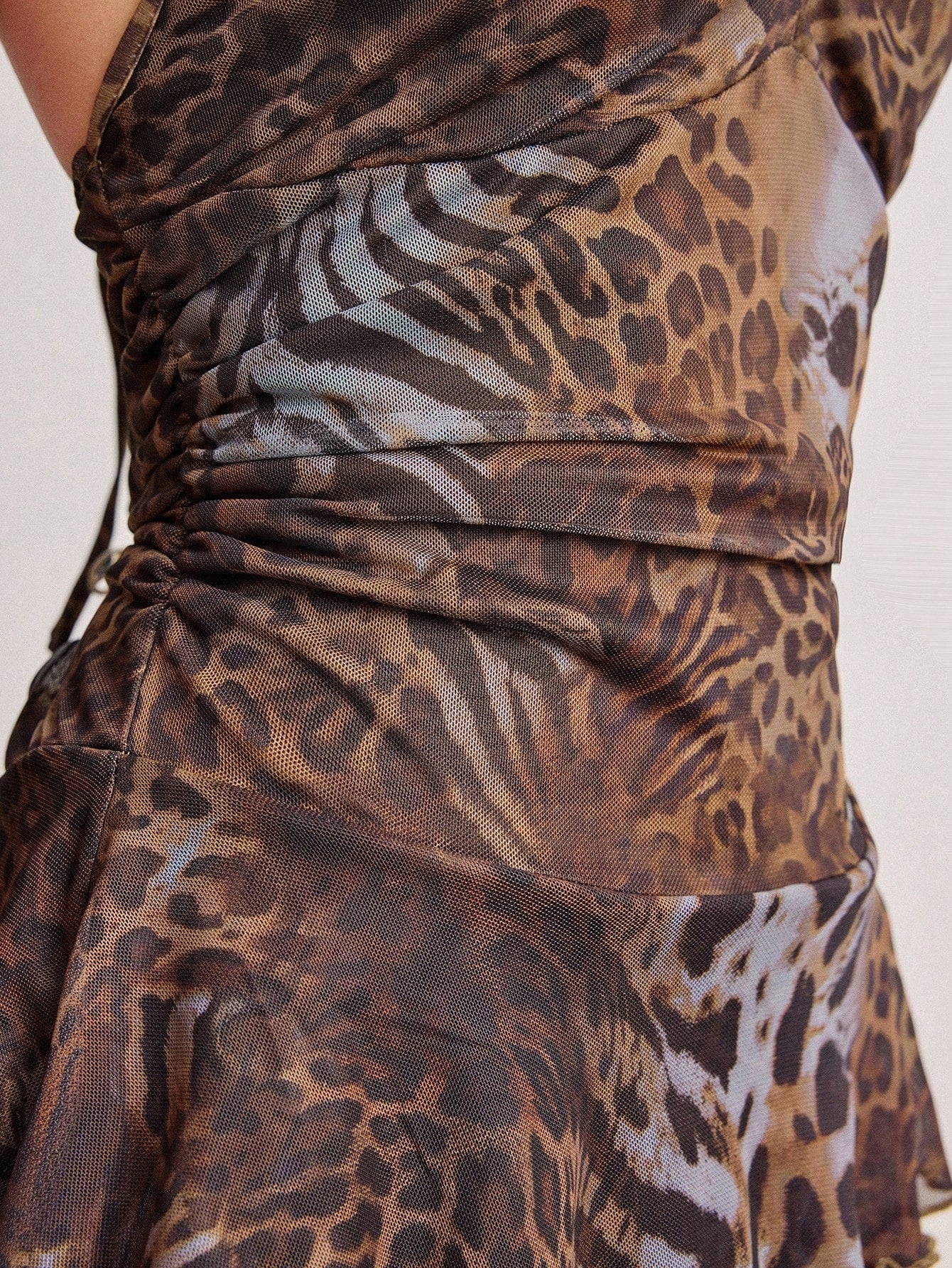 ROMWE J-Fashion Vestido de mujer con cuello halter y dobladillo con volantes, con estampado de animal vintage