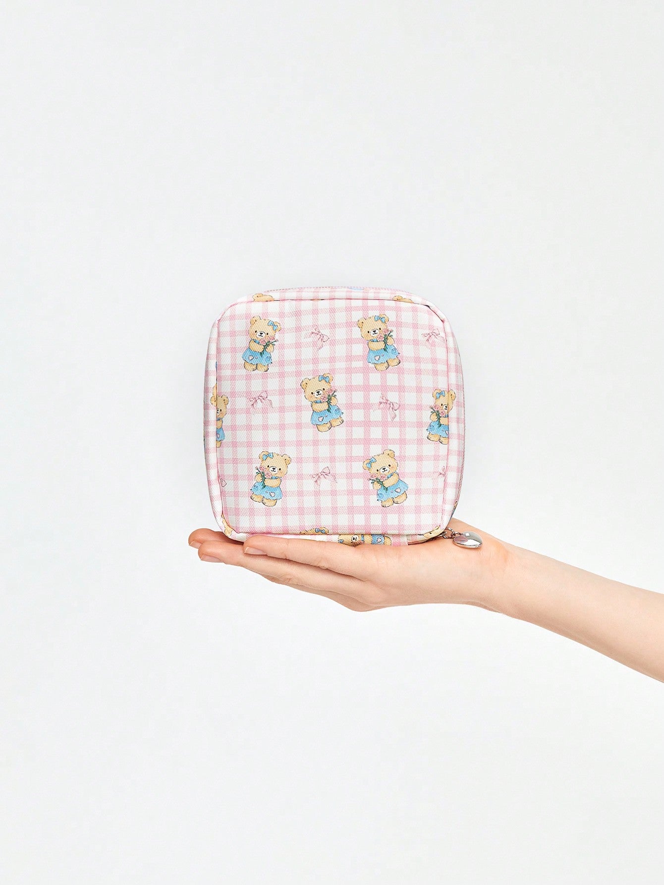 ROMWE Kawaii Bolsa de cosmética con diseño de oso de dibujos animados adorable, de gran capacidad y diseño portátil, forma cuadrada, estilo n.º 918877
