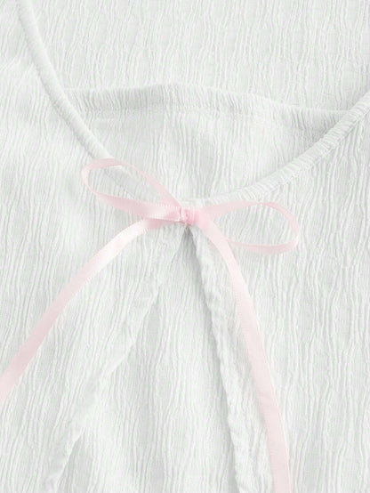ROMWE Kawaii Camiseta con detalle de lazo con forma de corazón linda para mujeres