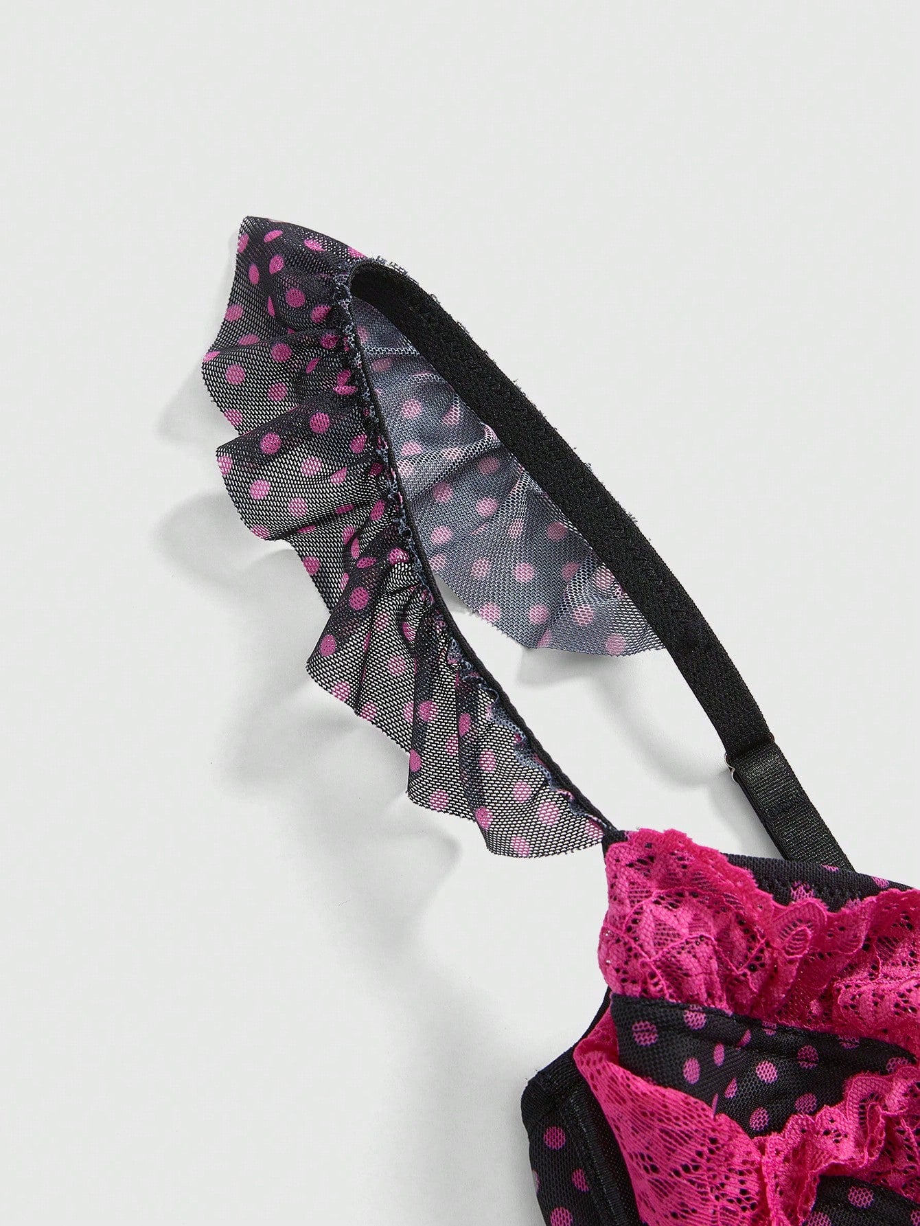 ROMWE Kawaii Camiseta sexy de encaje de varios niveles con parches florales de encaje romántico para el Día de San Valentín