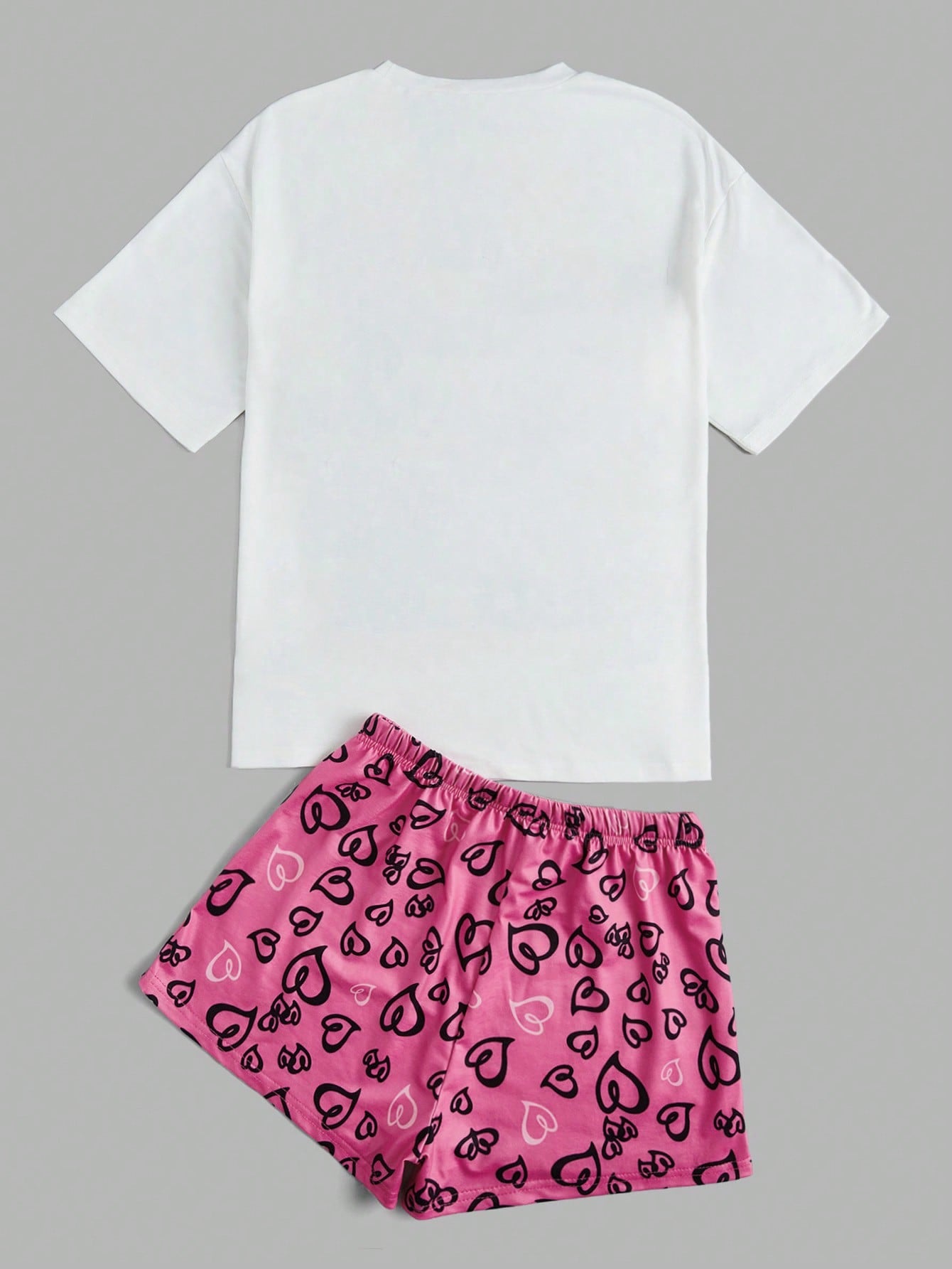ROMWE Kawaii Conjunto de pijama con camiseta gráfica con diseño de letra y pantalones cortos con estampado de corazón, para la escuela