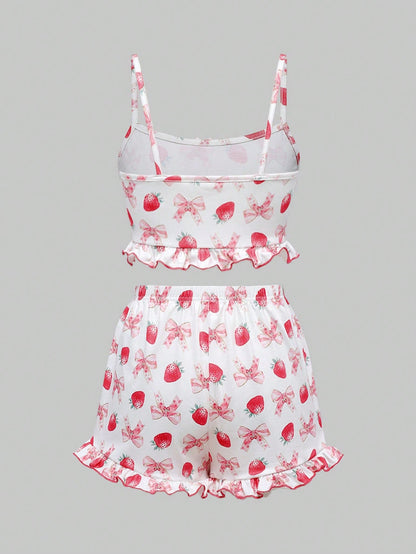ROMWE Kawaii Conjunto de ropa de dormir de tirantes con volantes con diseño de fresa y moño para mujer, de uso casual en verano
