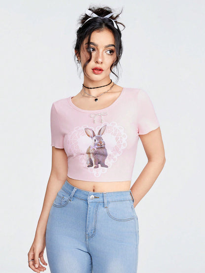 ROMWE Kawaii Playera corta ceñida de mujer con estampado de conejo y decoración de lazo de perlas falsas