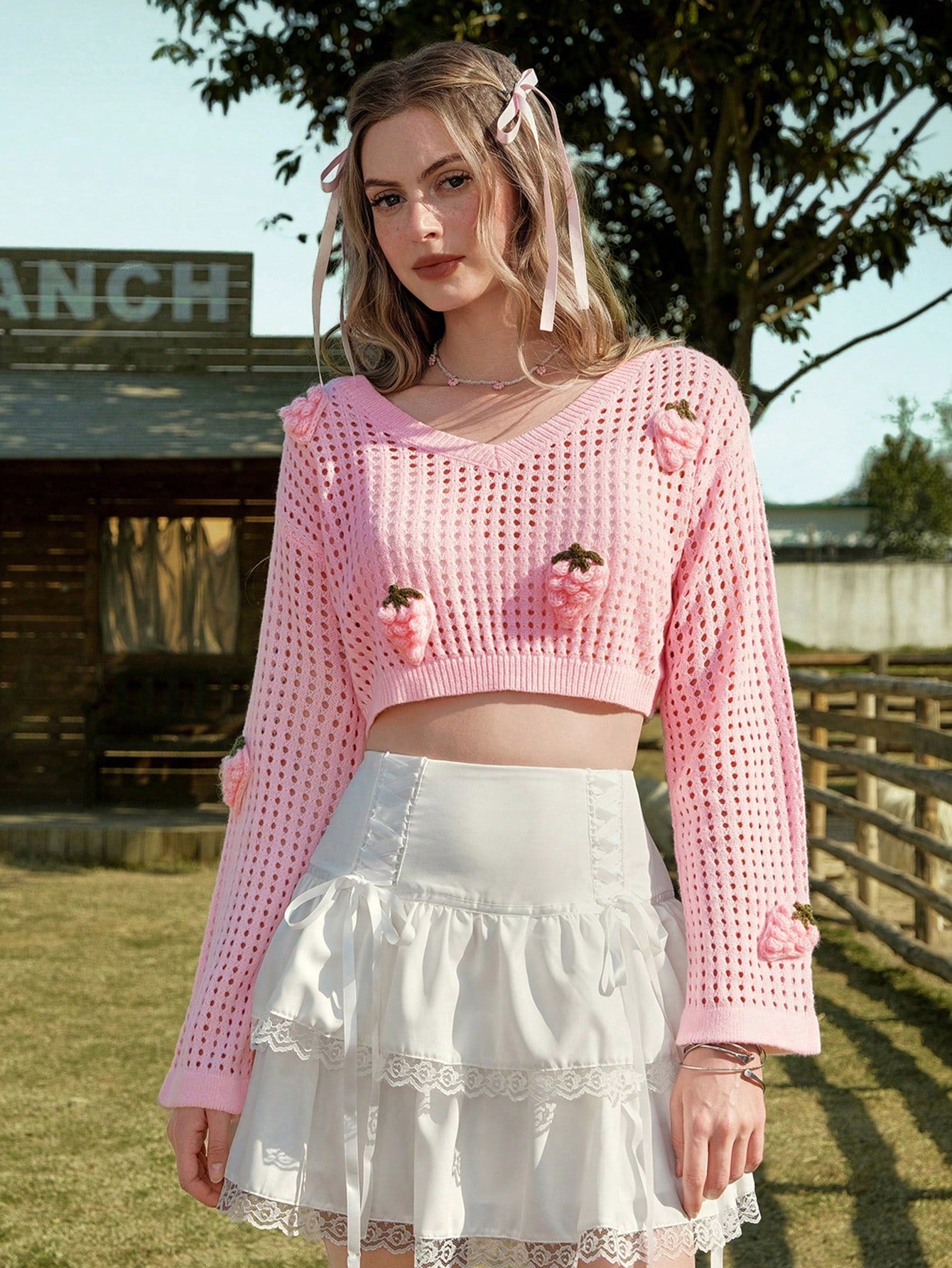 ROMWE Kawaii Suéter de mujer primaveral transparente y hueco de color rosa con decoración de fresa
