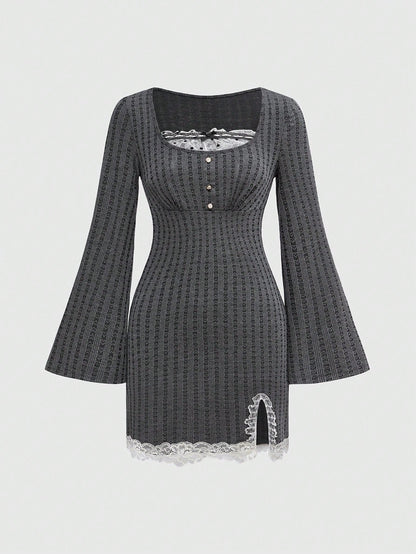 ROMWE Kawaii Vestido mini de mujer entallado de 2 en 1 con volantes en los puños y escote de corazón