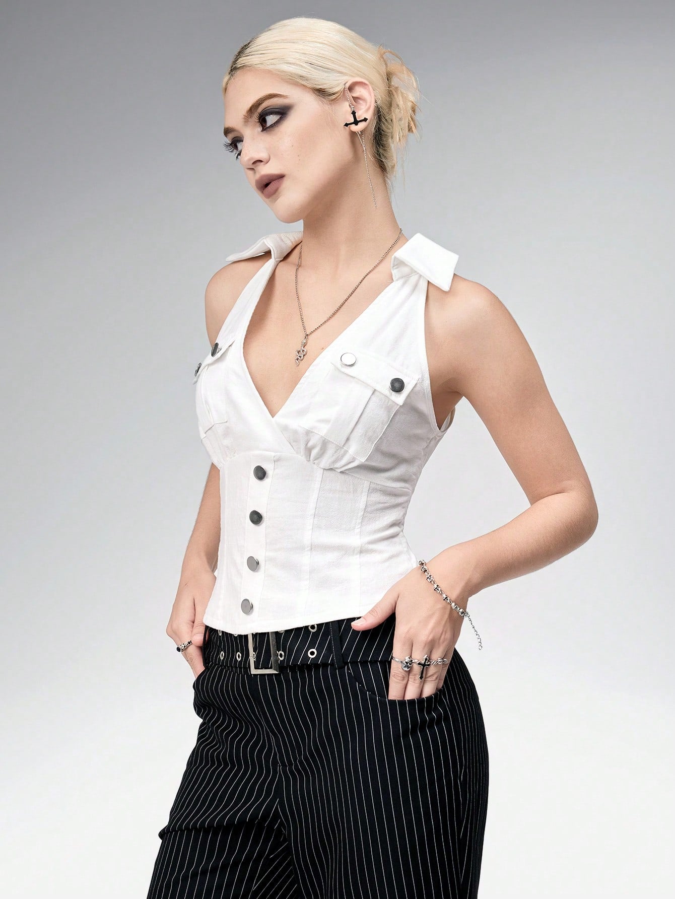 ROMWE Top de tirantes vintage estilo Y2K con diseño atrevido y bolsillo cargo