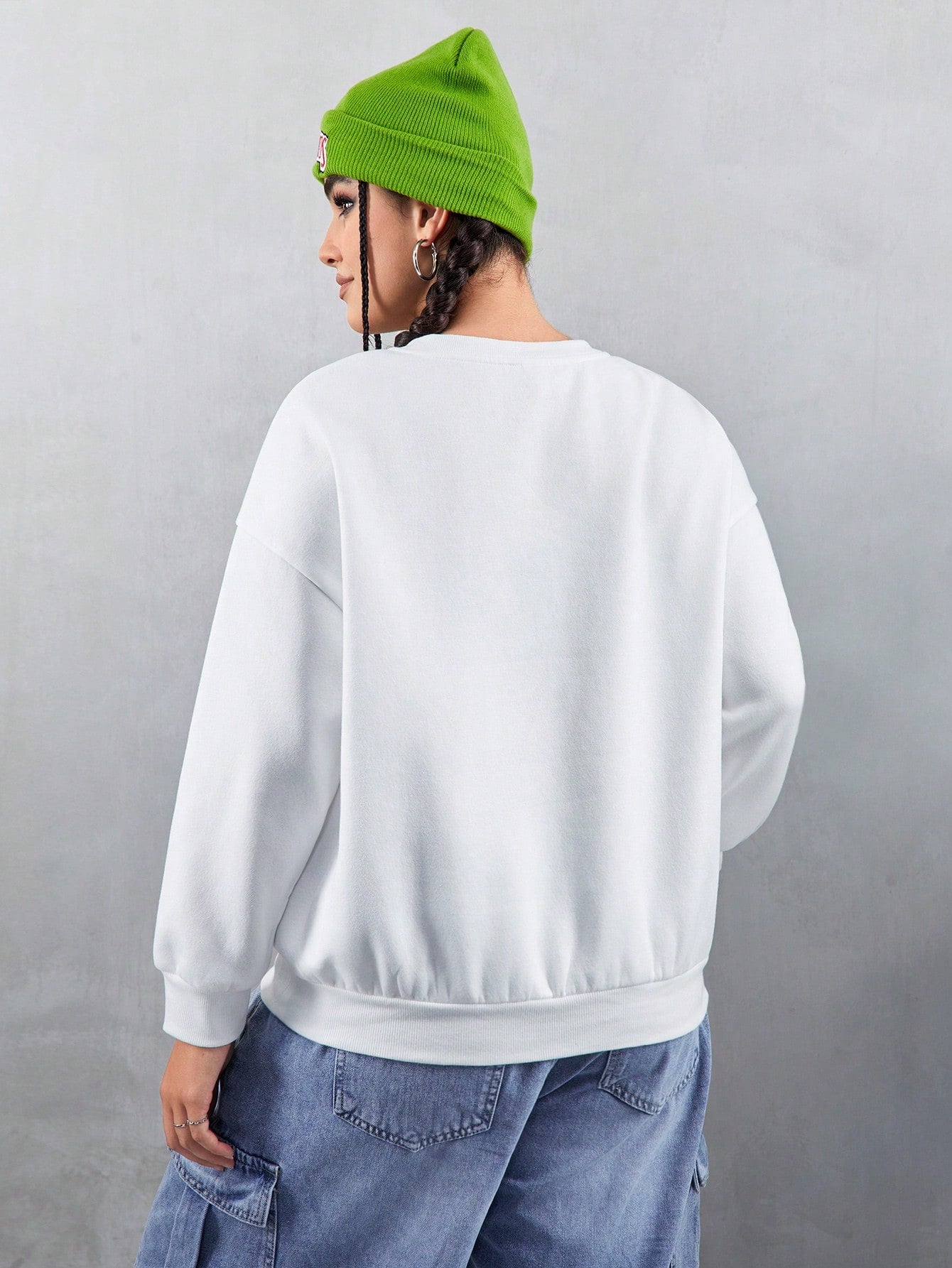 Rick and Morty X SHEIN Sudadera holgada de felpa con gráficos, blanca, talla grande