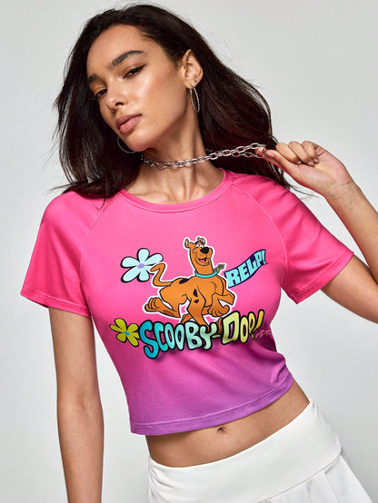 SCOOBY-DOO X SHEIN Camiseta corta de manga raglán con estampado de perro degradado, informal, para verano