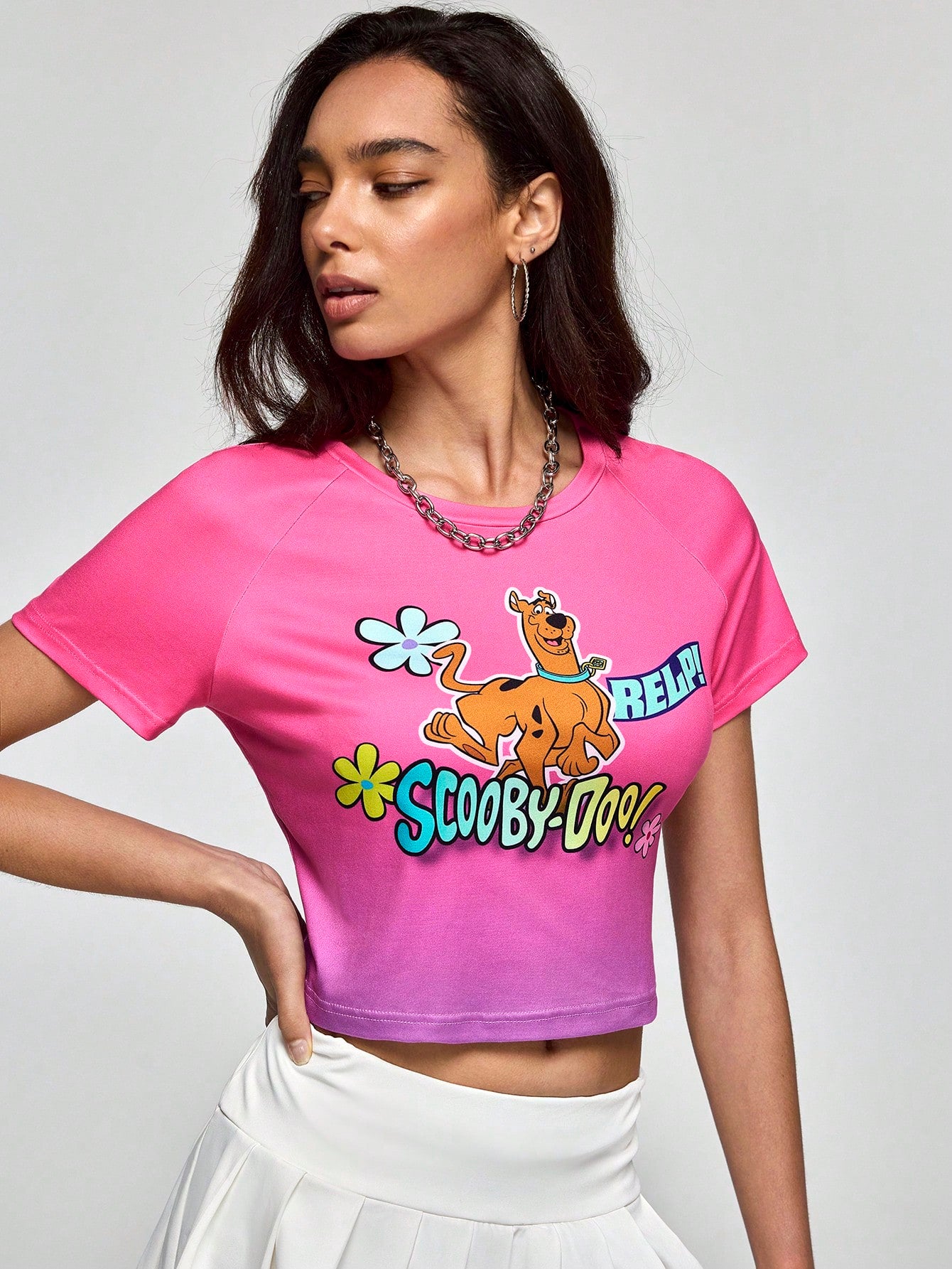 SCOOBY-DOO X SHEIN Camiseta corta de manga raglán con estampado de perro degradado, informal, para verano