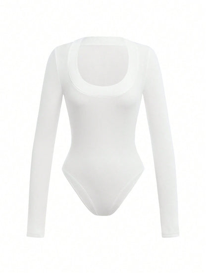 SHEIN BASICS Body de una sola tonalidad de punto con cuello redondo y manga larga para mujeres, de corte delgado y casual