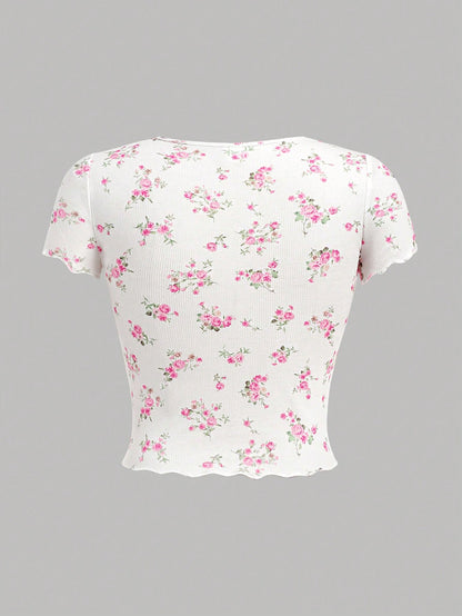 SHEIN Camiseta ajustada de manga corta con escote en V, fruncido delantero, de punto acanalado blanco con estampado floral diminuto para adolescente