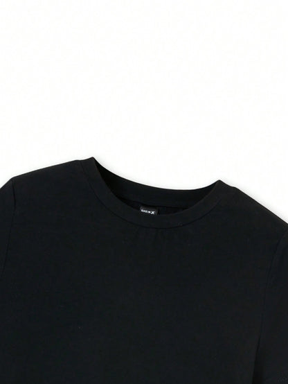 SHEIN Camiseta negra de mujer tipo básica, ajustada y corta con cuello redondo, para verano