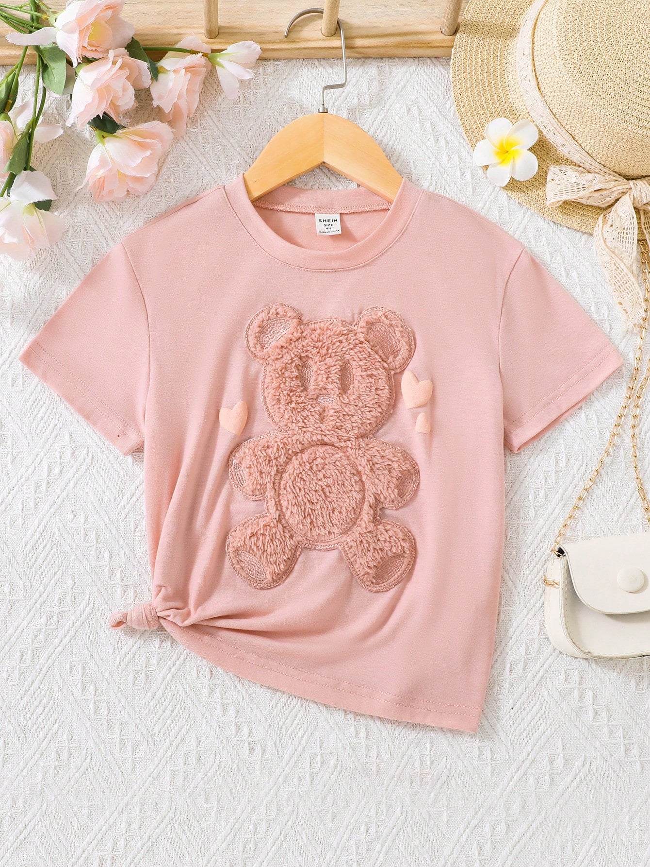 SHEIN Camiseta rosa de manga corta para niña con precioso bordado de oso y diseño de cuello redondo, informal y versátil para primavera y verano