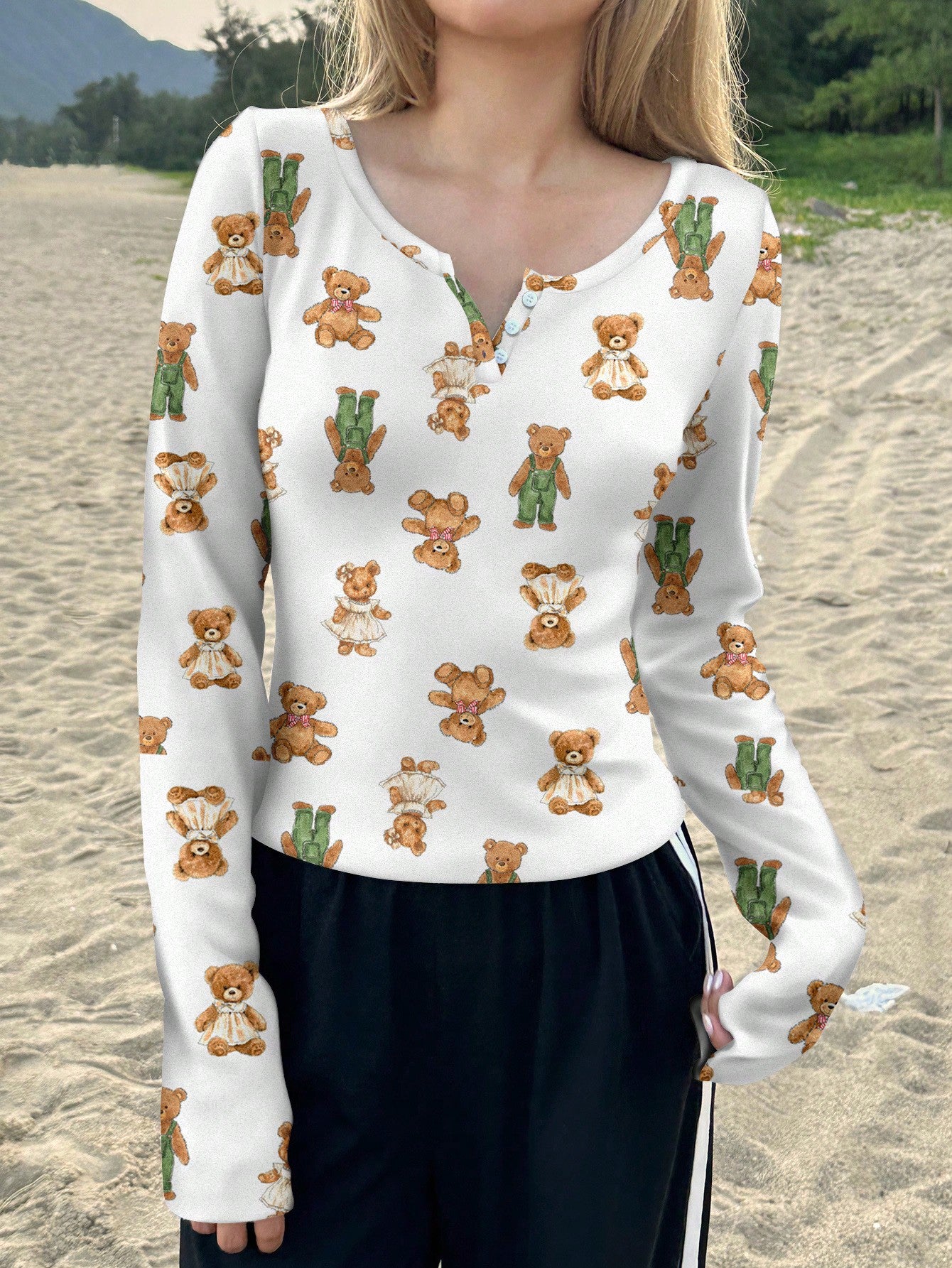 SHEIN EZwear Camiseta con cremallera de manga larga con estampado de oso adorable para mujeres, adecuada para otoño e invierno