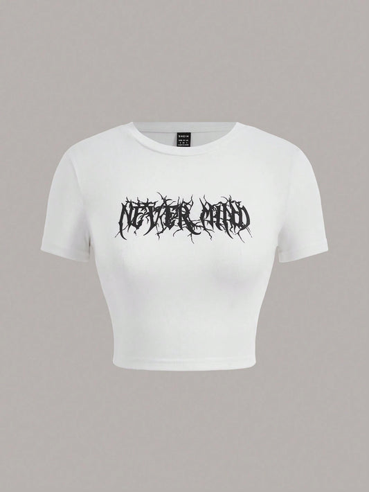 SHEIN EZwear Camiseta corta con gráfico de eslogan NEVER MIND