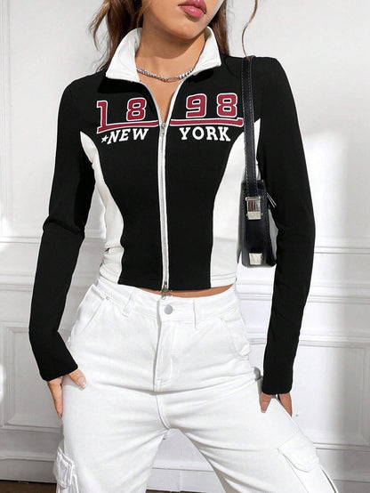 SHEIN EZwear Camiseta crop con estampado de letra de dos tonos con cremallera