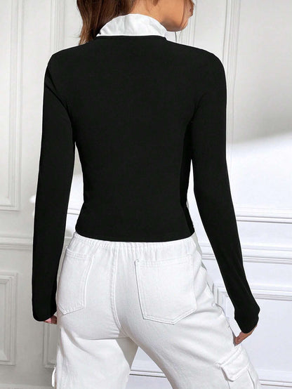 SHEIN EZwear Camiseta crop con estampado de letra de dos tonos con cremallera
