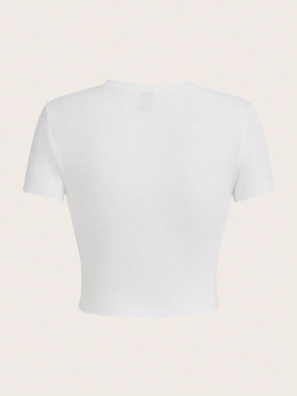 SHEIN EZwear Camiseta para mujer con patrón de impresión de estilo motocicleta casual, ajuste delgado, cuello redondo y manga corta, retro -1997- Carreras de motocicletas en la calle