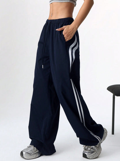 SHEIN EZwear Pantalones cargo holgados de pierna ancha con cordón en la cintura y rayas laterales para mujer