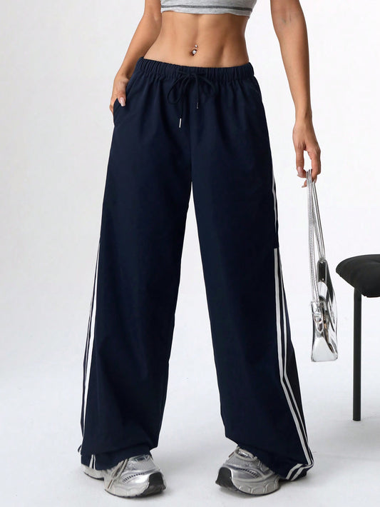 SHEIN EZwear Pantalones cargo holgados de pierna ancha con cordón en la cintura y rayas laterales para mujer