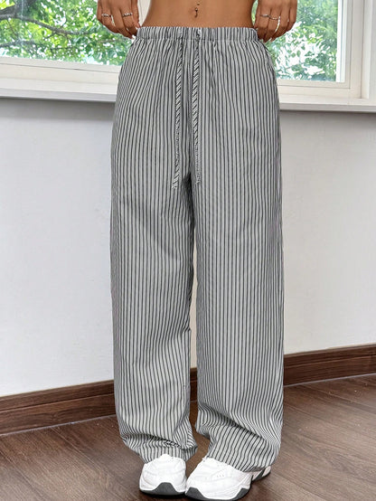 SHEIN EZwear Pantalones de rayas negras y blancas para mujer
