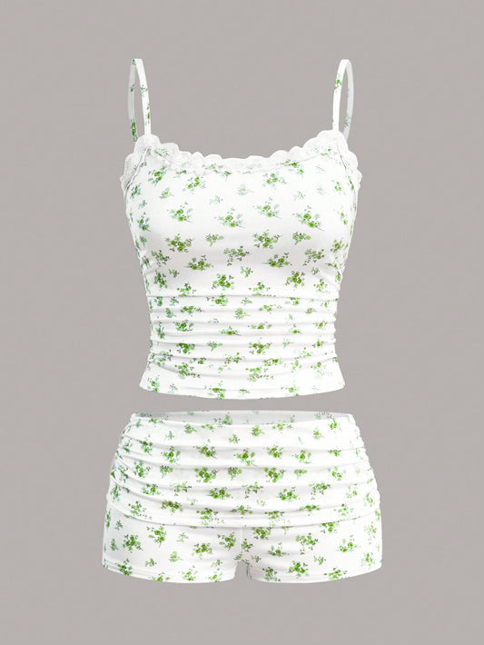 SHEIN EZwear Set de 2 piezas top de camisola y shorts con contraste de encaje y estampado floral ditsy para mujer