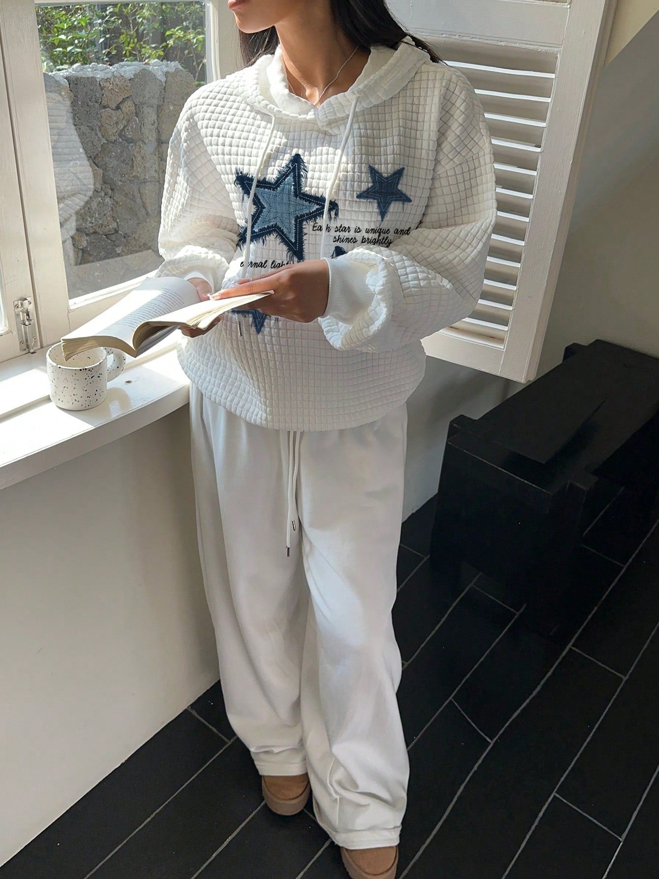 SHEIN EZwear Sudadera con capucha holgada de manga larga con estampado de parche de estrella azul minimalista casual para mujer, otoño/invierno