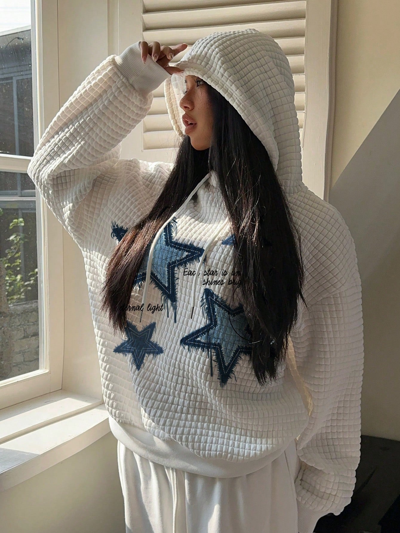 SHEIN EZwear Sudadera con capucha holgada de manga larga con estampado de parche de estrella azul minimalista casual para mujer, otoño/invierno