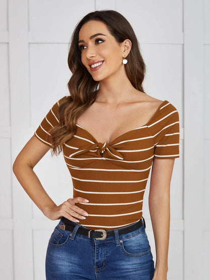 SHEIN EZwear Top con nudo delantero de rayas