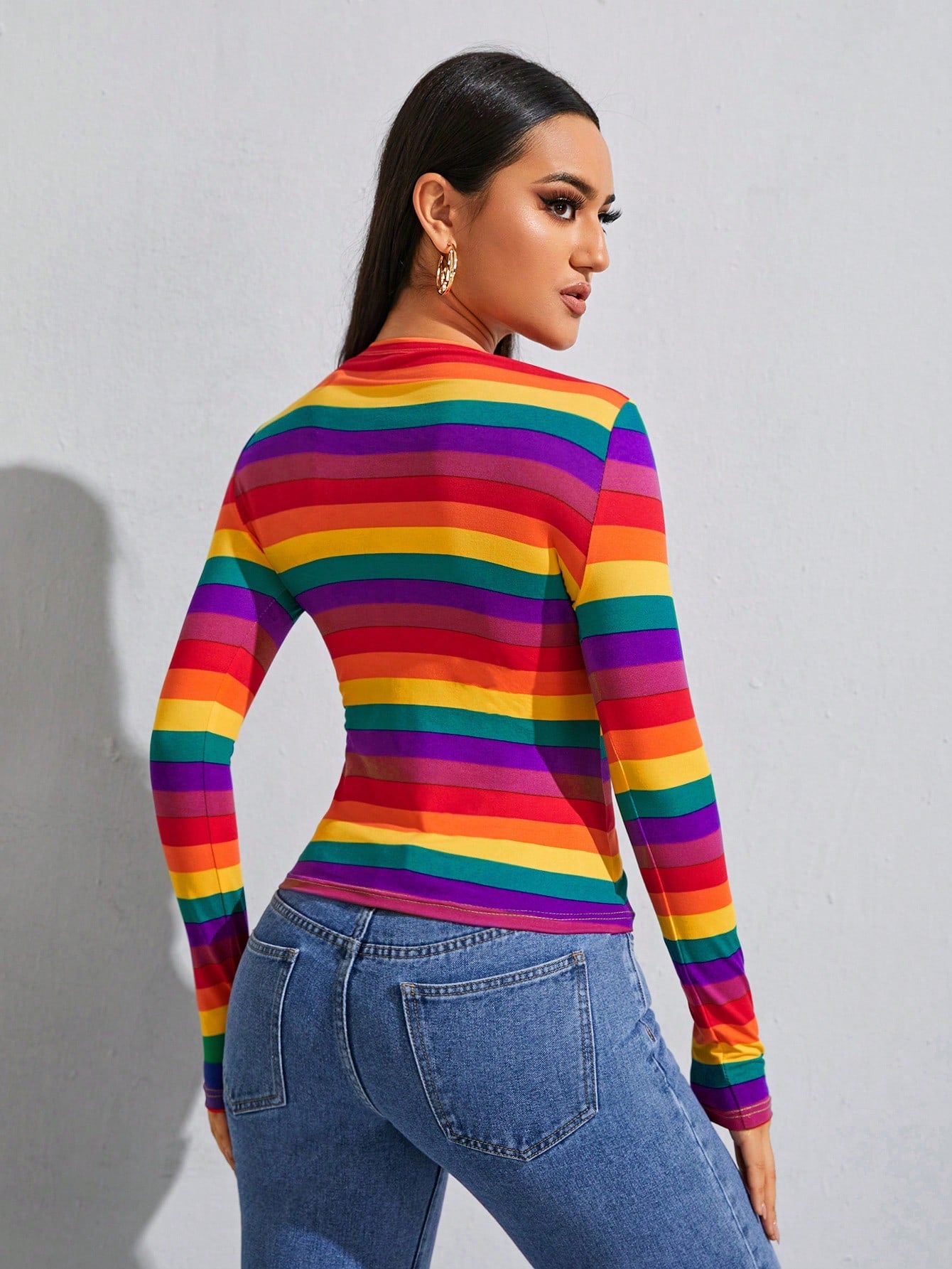 SHEIN Essnce Camiseta de manga larga casual de rayas arcoíris para mujer, apta para primavera y otoño