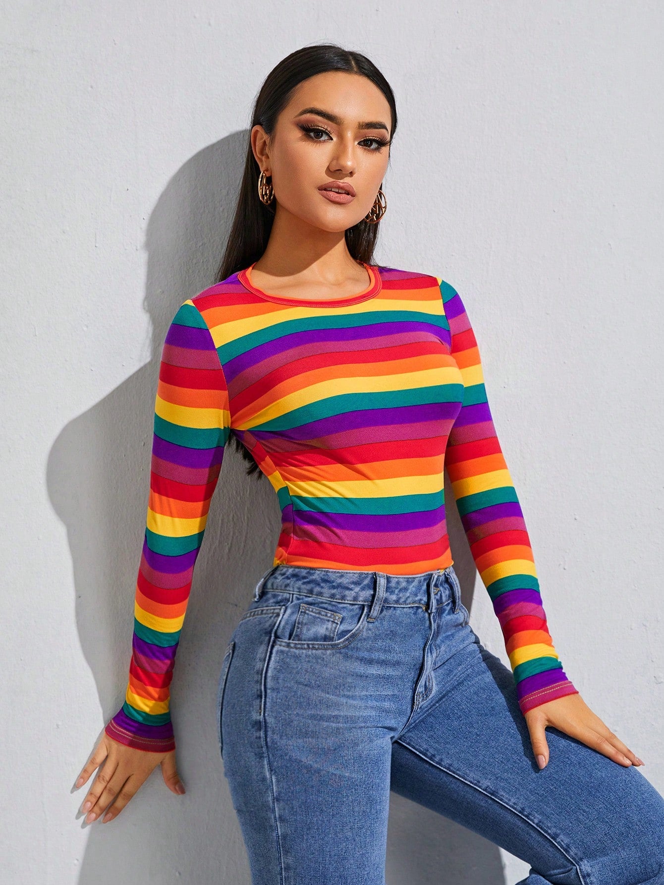 SHEIN Essnce Camiseta de manga larga casual de rayas arcoíris para mujer, apta para primavera y otoño