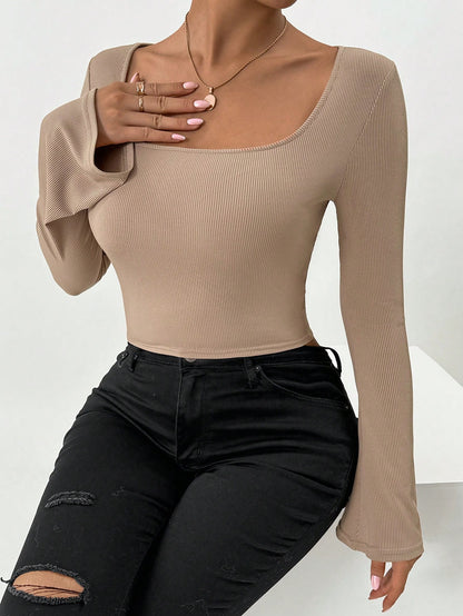 SHEIN Essnce Camiseta de manga larga de punto ajustada con cuello cuadrado de unicolor para mujer, primavera-verano