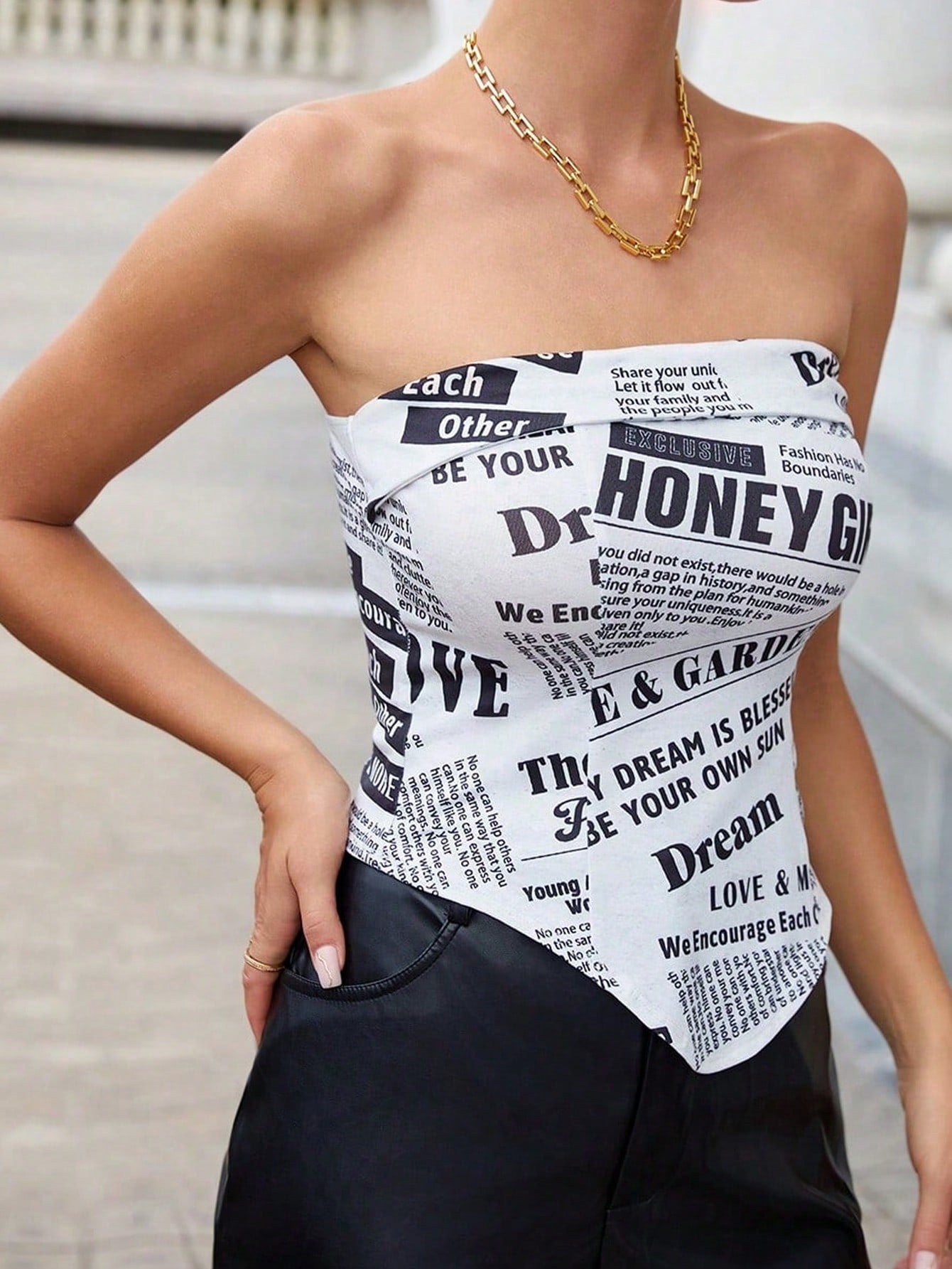 SHEIN Essnce Top Sin Tirantes Para Damas Con Estampado De Letras
