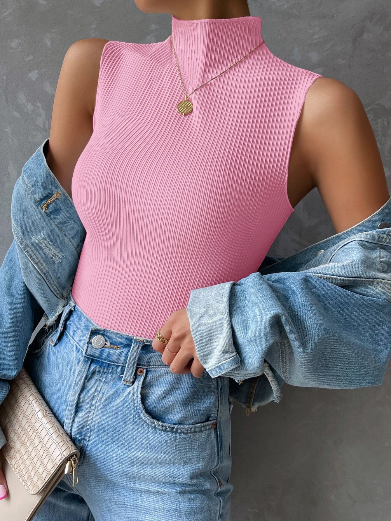 SHEIN Essnce Top tank de cuello alto tejido de canalé