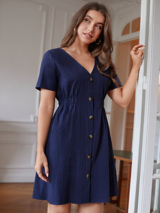 SHEIN Frenchy Vestido unicolor con botón delantero