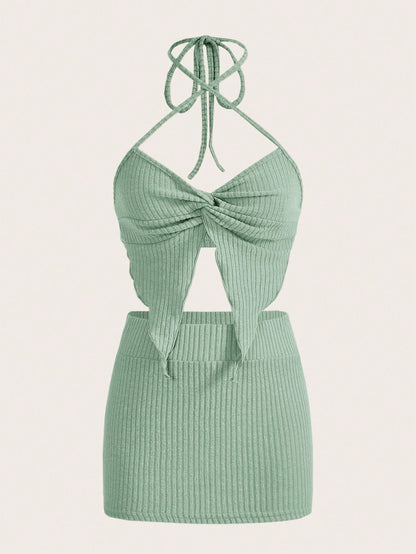 SHEIN ICON Top Halter Con Nudo En La Parte Delantera Y Falda A Juego