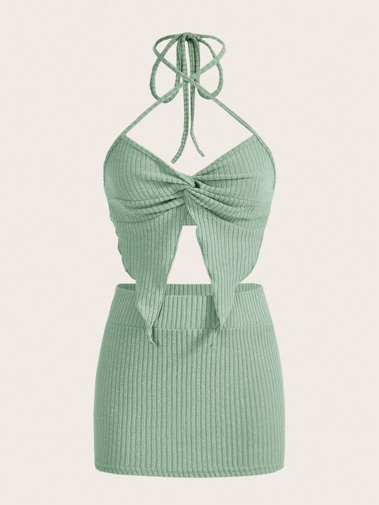 SHEIN ICON Top Halter Con Nudo En La Parte Delantera Y Falda A Juego