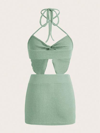 SHEIN ICON Top Halter Con Nudo En La Parte Delantera Y Falda A Juego