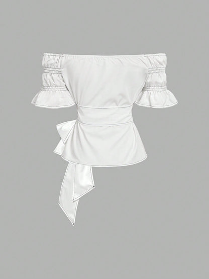 SHEIN MOD Camisa blanca de un hombro con lazo al frente, camisa sexy, ropa de vacaciones, camisa de verano, ropa para el Día de San Valentín, ropa de campo, ropa de playa