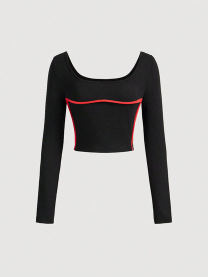 SHEIN MOD Camiseta de manga larga de ajuste ceñido en color block rojo y negro para mujer